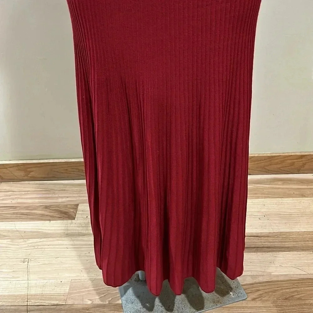 Banana Republic factory PLEATED MIDI SWEATER DRESSVine red color - Picture 3 of 10